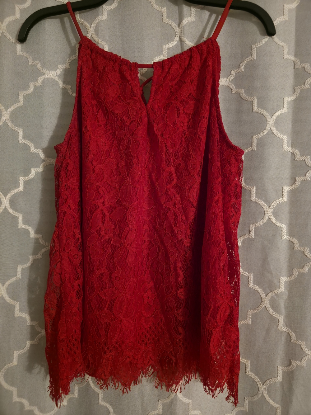 No Boundaries Red Lace Sleeveless Cami Top